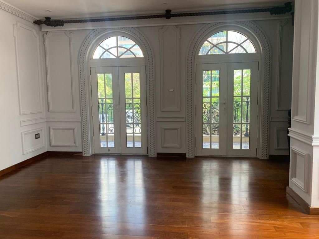 Casa en venta Atlántico Barranquilla El Golf 1357 m2 Habitaciones 5 Baños 6 Garajes 3 Precio $4500000000