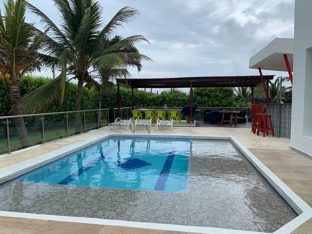 Casa en venta Atlántico Puerto Colombia Altos De Pradomar 300 m2 Habitaciones 4 Baños 5 Garajes 6 Precio $1890000000