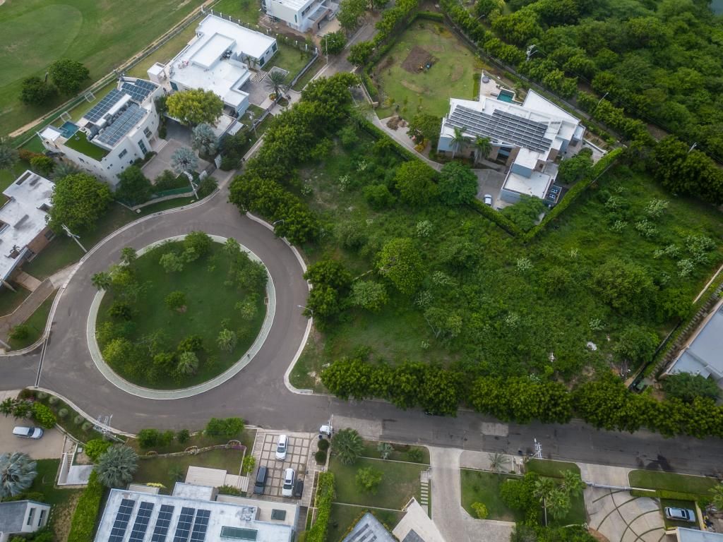 Lote en venta Atlántico Puerto Colombia Lagos Del Caujaral 1915 m2 Habitaciones 0 Baños 0 Garajes 0 Precio $2107292000