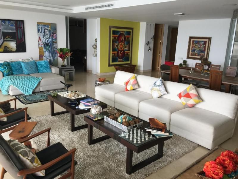Apartamento en venta Magdalena Santa Marta Centro 397 m2 Habitaciones 4 Baños 5 Garajes 3 Precio $1900000000