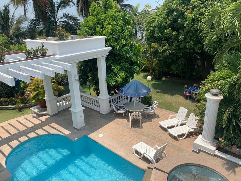 Casa en venta Magdalena Santa Marta Centro 460 m2 Habitaciones 5 Baños 4 Garajes 3 Precio $4200000000