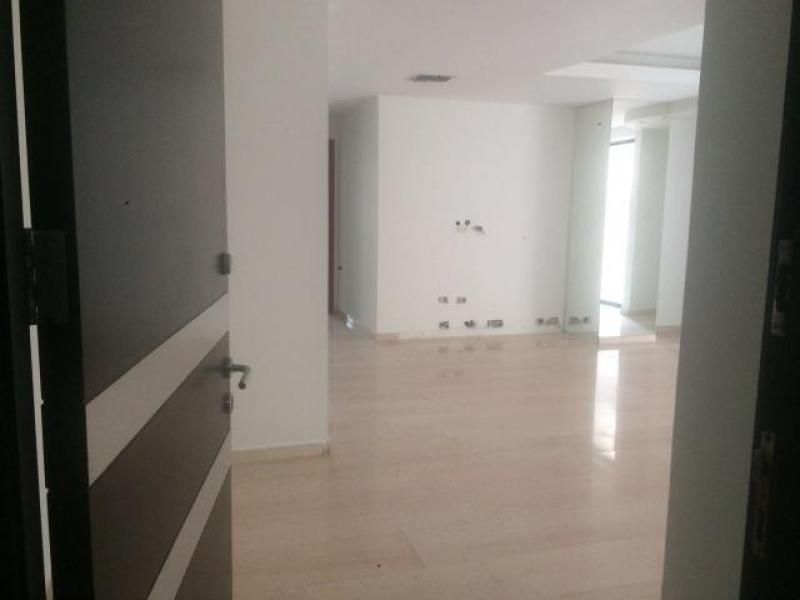 Apartamento en venta Atlántico Barranquilla El Golf 164 m2 Habitaciones 3 Baños 4 Garajes 2 Precio $623200000