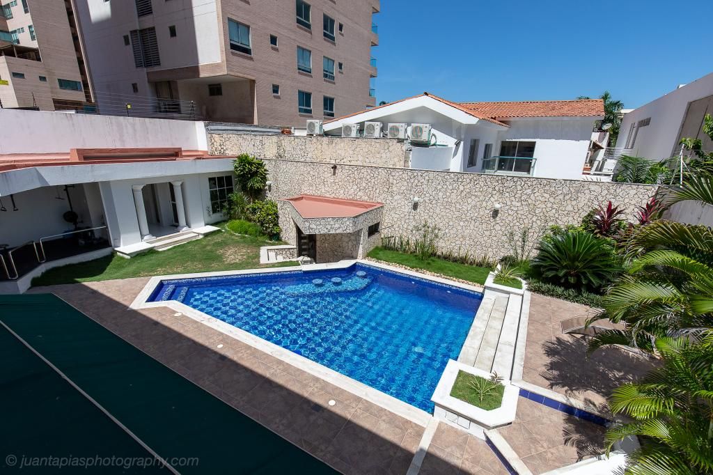 Casa en venta Atlántico Barranquilla El Golf 653 m2 Habitaciones 4 Baños 6 Garajes 2 Precio $3200000000