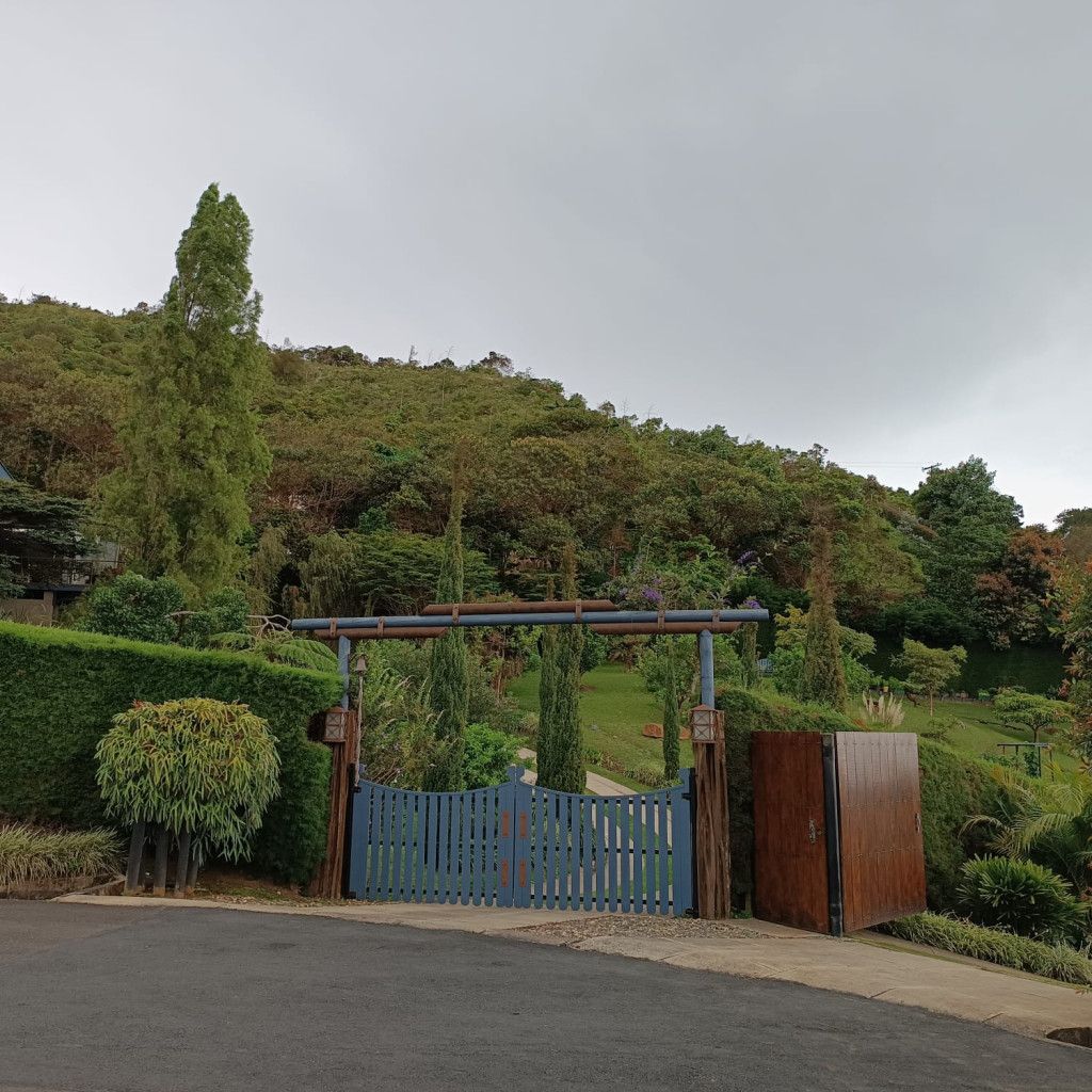 Casa en venta Bolívar Altos Del Rosario Altos Del Rosario 269 m2 Habitaciones 2 Baños 3 Garajes 2 Precio $2100000000