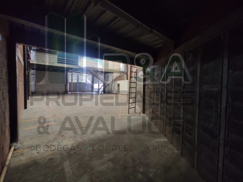 Bodega en arriendo Antioquia La Estrella La Estrella 540 m2 Habitaciones 0 Baños 4 Garajes 3 Precio $15000000