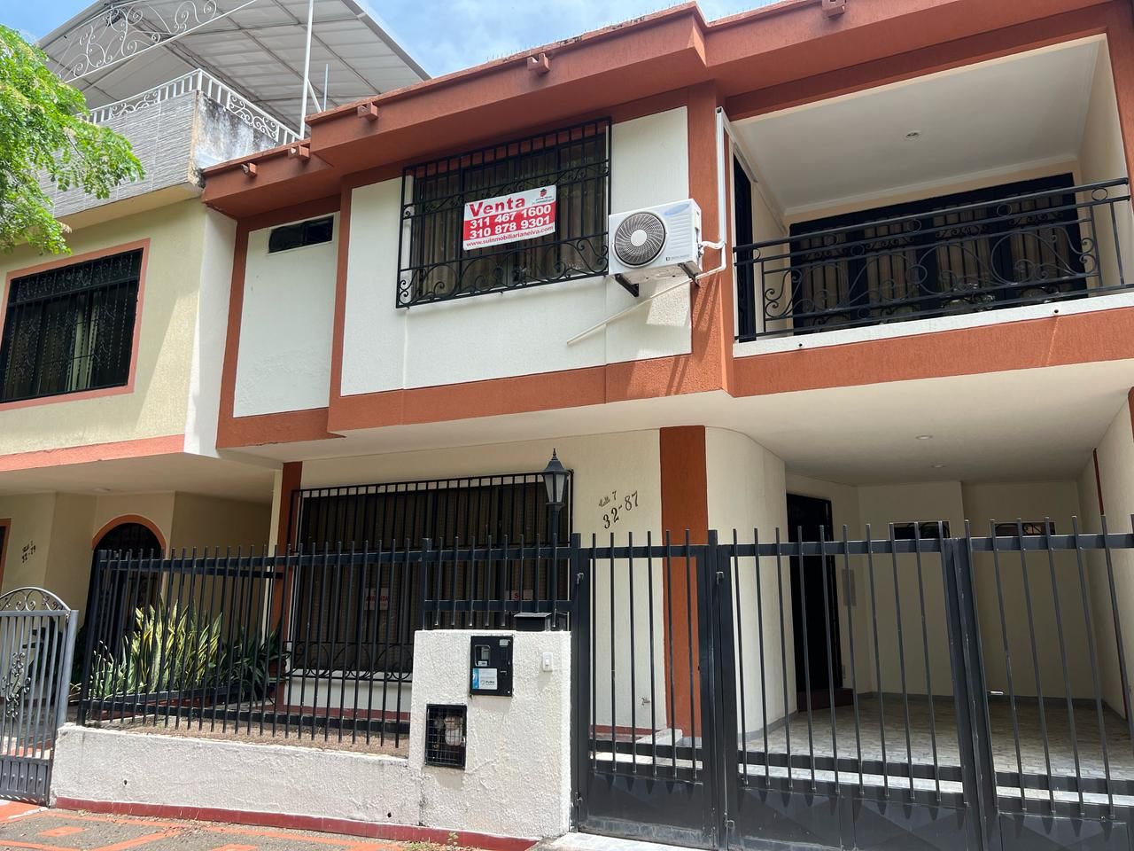 Casa en venta Huila Neiva Las Brisas 200 m2 Habitaciones 3 Baños 4 Garajes 2 Precio $400000000