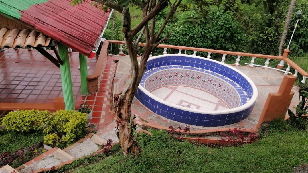 Finca en venta Antioquia Venecia Venecia 250 m2 Habitaciones 4 Baños 5 Garajes 4 Precio $530000000