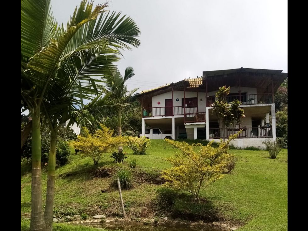 Finca en venta Caldas Risaralda Risaralda 120 m2 Habitaciones 5 Baños 2 Garajes 1 Precio $650000000