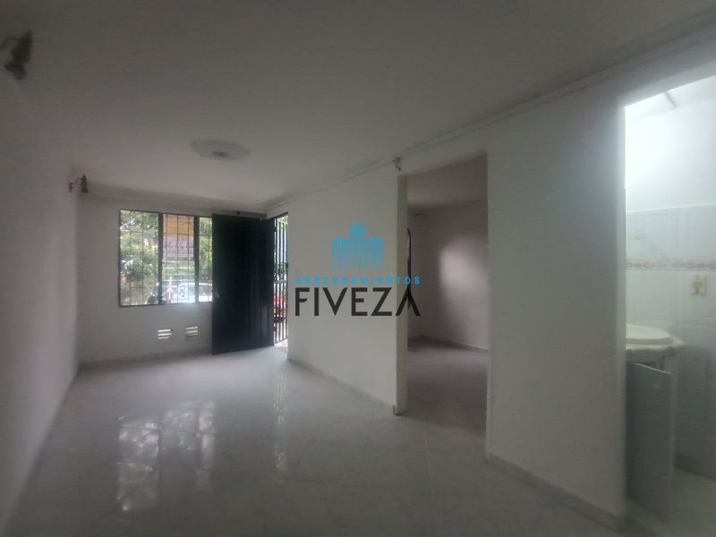 Apartamento en arriendo Antioquia Itagüí Calatrava 65 m2 Habitaciones 3 Baños 1 Garajes 0 Precio $1430000