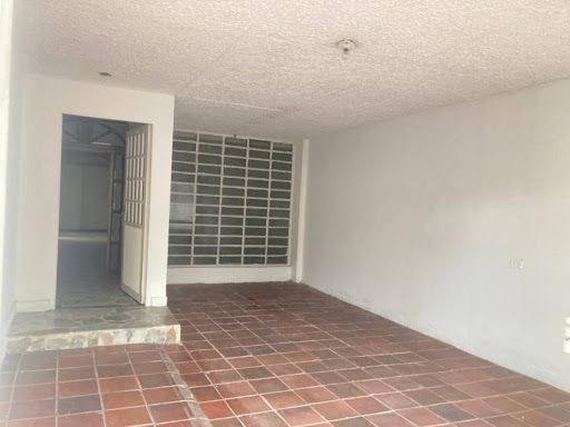 Oficina en arriendo Cundinamarca Bogotá Prado Veraniego Sur 261 m2 Habitaciones 0 Baños 3 Garajes 4 Precio $6462000