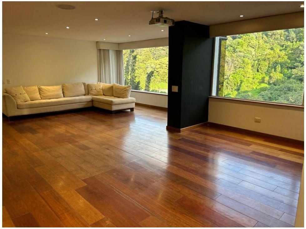 Apartamento en venta Cundinamarca Bogotá Chico Norte Et Ii 220 m2 Habitaciones 3 Baños 4 Garajes 2 Precio $1700000000