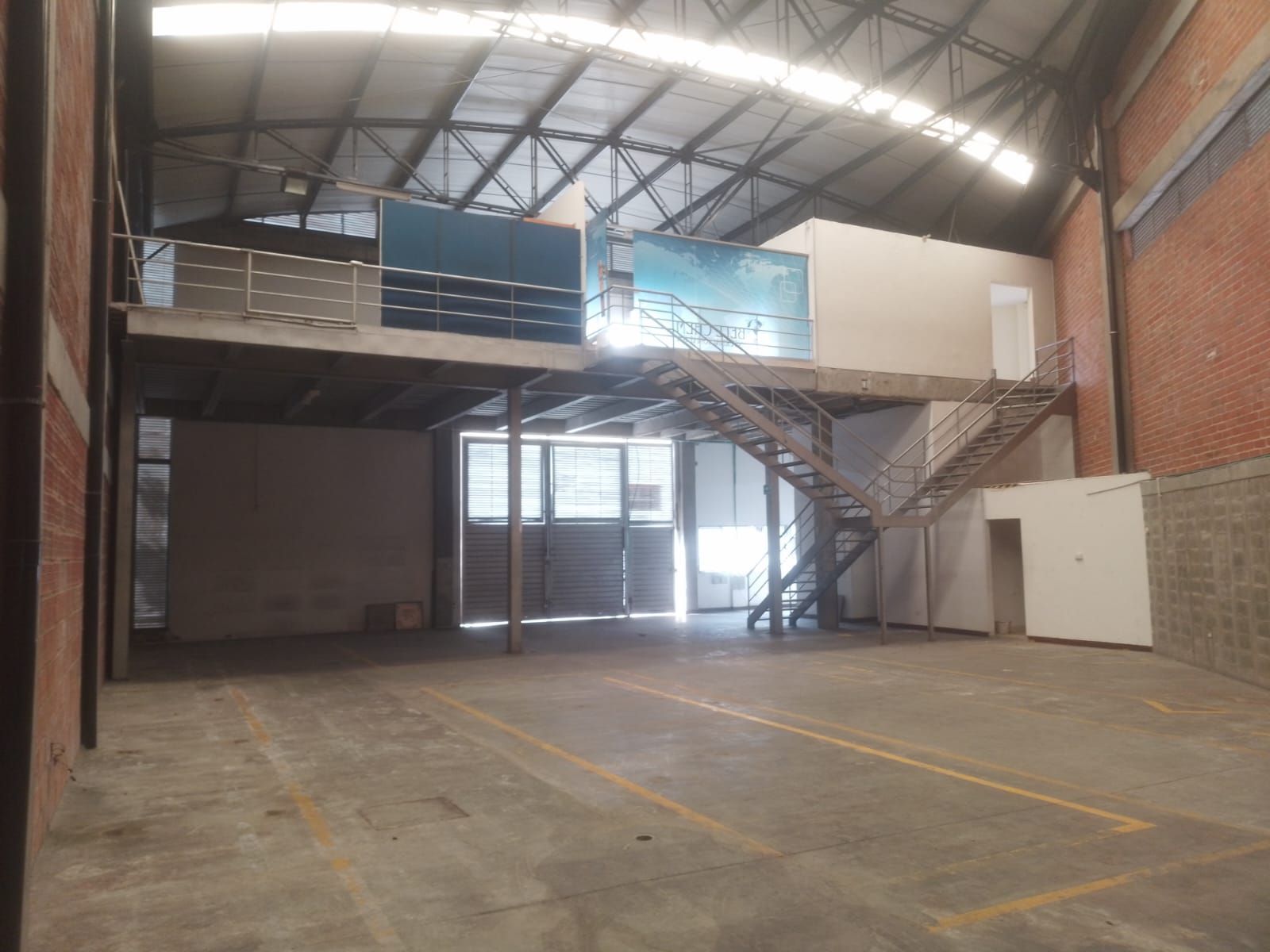 Bodega en arriendo Antioquia La Estrella Playas De Doña Maria 565 m2 Habitaciones 0 Baños 6 Garajes 3 Precio $17000000