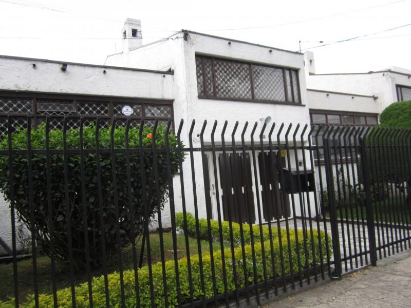 Casa en arriendo Cundinamarca Bogotá Otros 344 m2 Habitaciones 5 Baños 3 Garajes 2 Precio $7000000