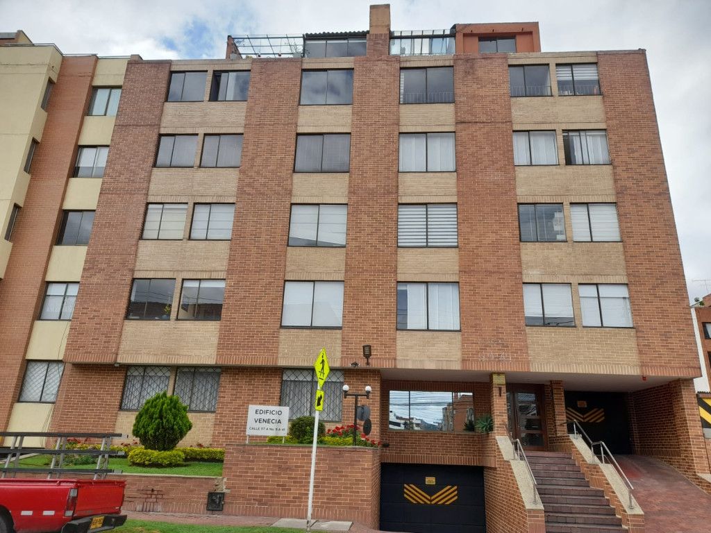 Apartamento en arriendo Cundinamarca Bogotá Santa Barbara Central 88 m2 Habitaciones 3 Baños 2 Garajes 1 Precio $3371000