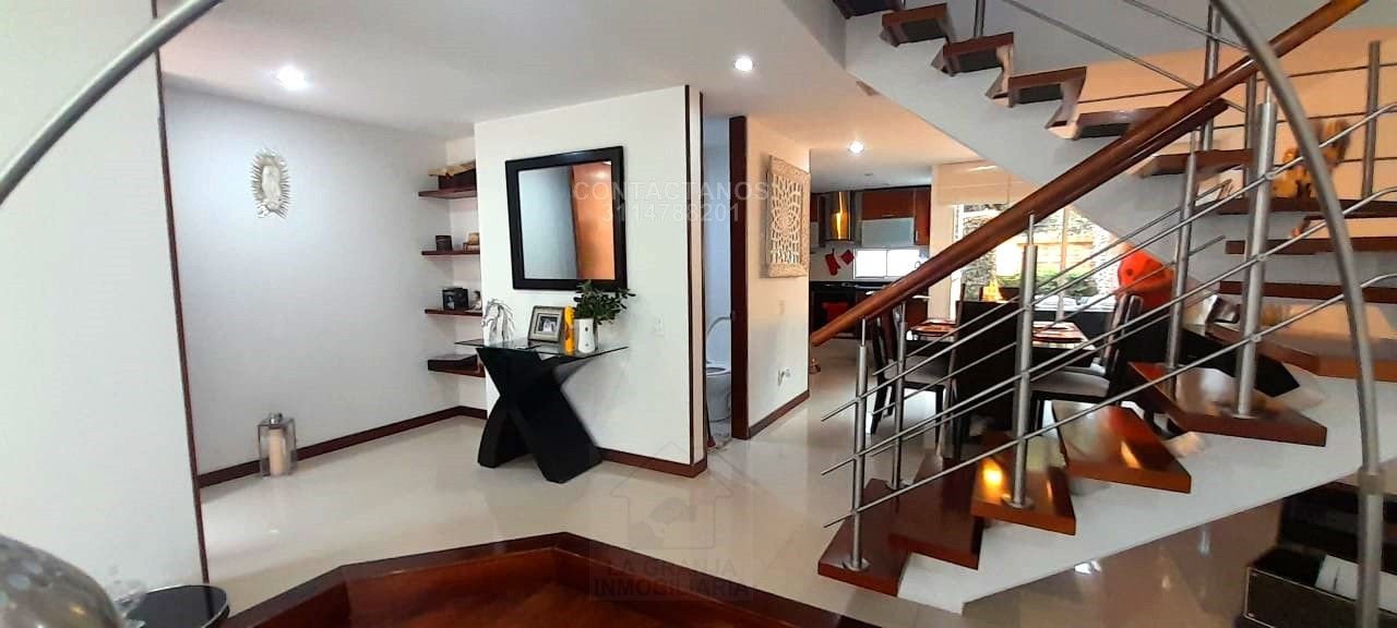 Casa en venta Cundinamarca Chía 20 De Julio 174 m2 Habitaciones 3 Baños 4 Garajes 2 Precio $750000000