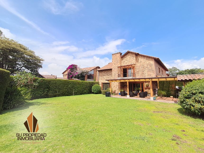 Casa en venta Cundinamarca Bogotá San José De Bavaria 390 m2 Habitaciones 4 Baños 7 Garajes 1 Precio $2400000000