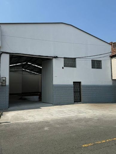 Bodega en arriendo Antioquia Medellín Cristo Rey 354 m2 Habitaciones 0 Baños 2 Garajes 0 Precio $18000000