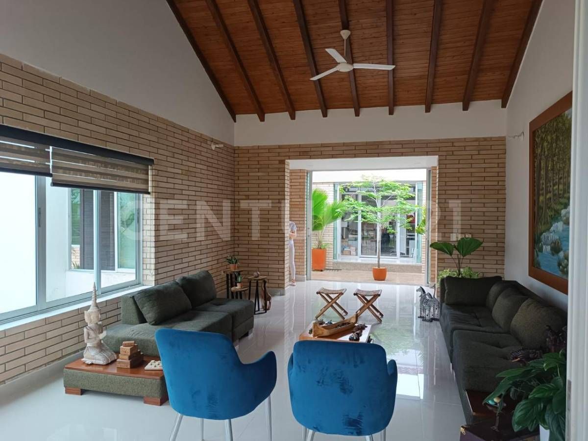 Casa en arriendo Antioquia Apartadó Apartadó 350 m2 Habitaciones 4 Baños 4 Garajes 3 Precio $5700000