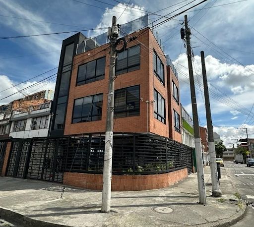 Edificio en venta Cundinamarca Bogotá Primavera Occidental 441 m2 Habitaciones 5 Baños 4 Garajes 0 Precio $1050000000