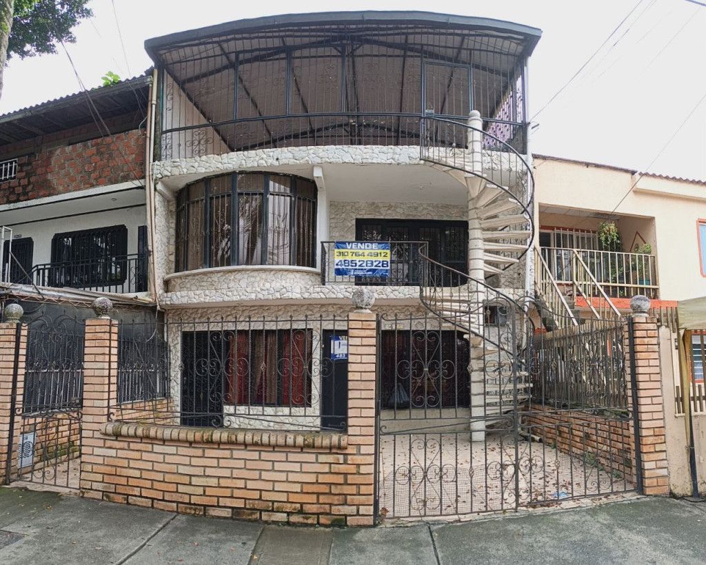 Casa en venta Valle Del Cauca Cali San Carlos 500 m2 Habitaciones 8 Baños 6 Garajes 0 Precio $550000000