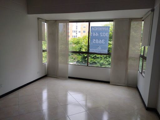 Apartamento en arriendo Antioquia Medellín Estadio 122 m2 Habitaciones 4 Baños 3 Garajes 1 Precio $3500000