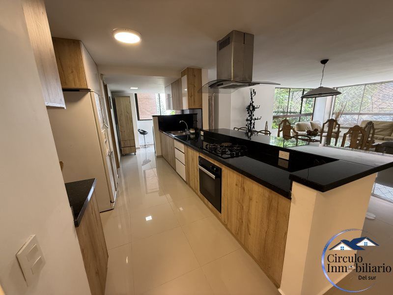 Apartamento en arriendo Antioquia Envigado Bosques De Zúñiga 190 m2 Habitaciones 3 Baños 4 Garajes 2 Precio $7000000