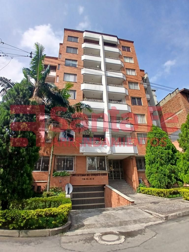 Apartamento en arriendo Antioquia Medellín Los Conquistadores 70 m2 Habitaciones 3 Baños 2 Garajes 1 Precio $2489000