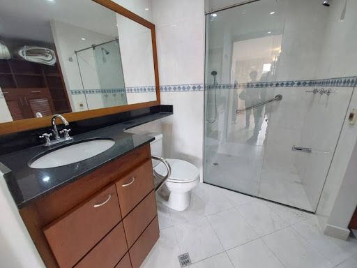 Apartamento en arriendo Antioquia Medellín San Lucas 120 m2 Habitaciones 2 Baños 3 Garajes 1 Precio $6500000