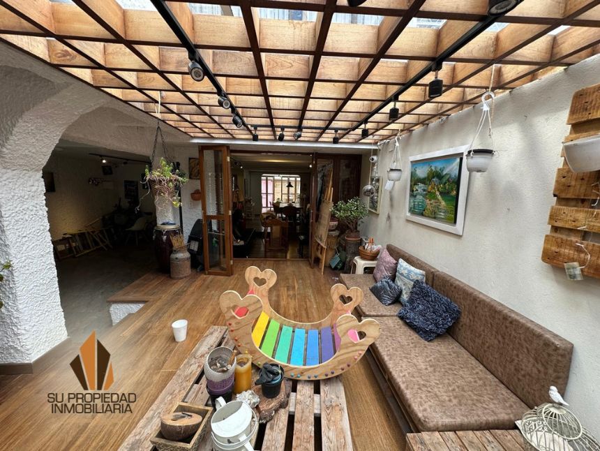 Casa en venta Cundinamarca Bogotá Lisboa 256 m2 Habitaciones 5 Baños 2 Garajes 2 Precio $1200000000