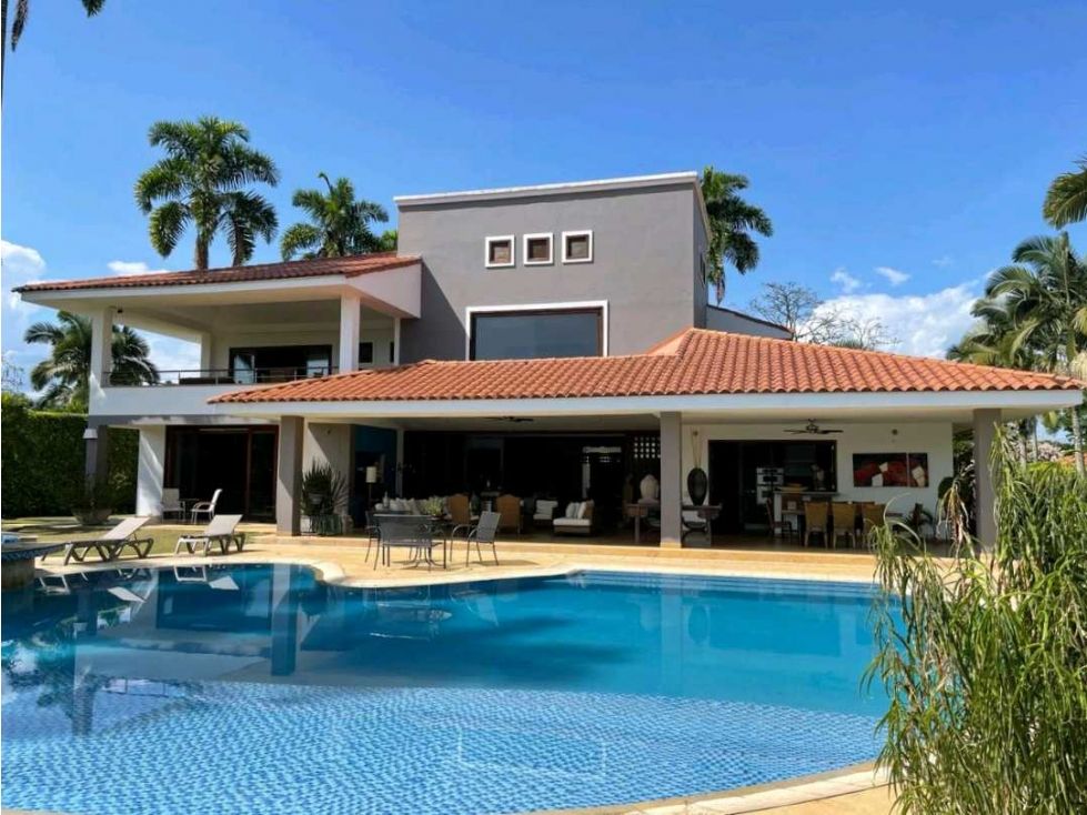 Casa Campestre en venta Risaralda Pereira Pereira 910 m2 Habitaciones 4 Baños 8 Garajes 2 Precio $4400000000