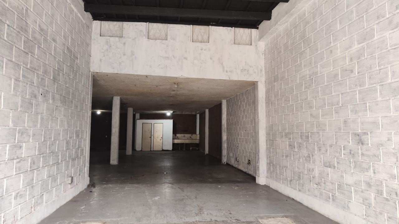 Local en arriendo Antioquia Itagüí San Fernando 180 m2 Habitaciones 0 Baños 2 Garajes 0 Precio $7500000