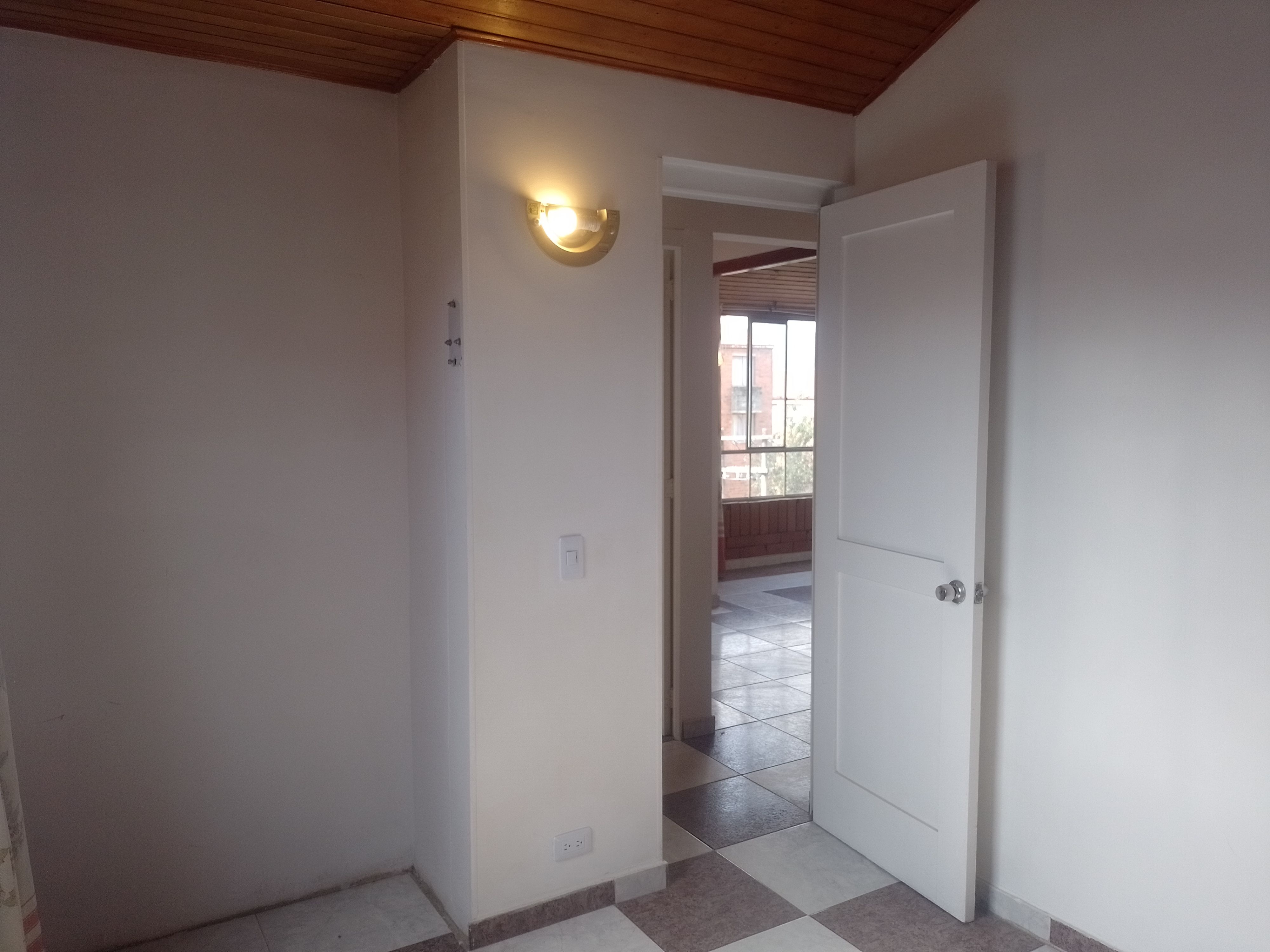 Apartamento en venta Cundinamarca Soacha La Fragua 44 m2 Habitaciones 2 Baños 1 Garajes 6 Precio $150000000