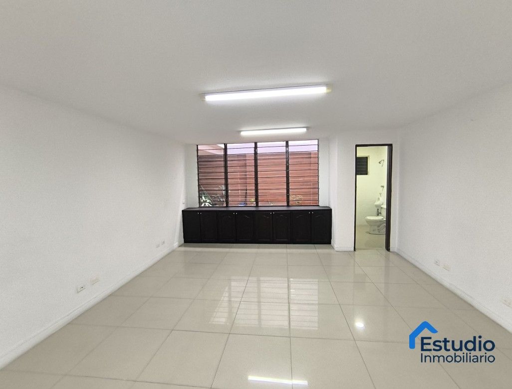 Oficina en venta Antioquia Medellín La Candelaria 36 m2 Habitaciones 0 Baños 1 Garajes 0 Precio $236145000