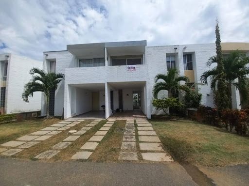 Casa en venta Valle Del Cauca Jamundí Cr Castillo La Herreria Ii 100 m2 Habitaciones 2 Baños 3 Garajes 2 Precio $350000000