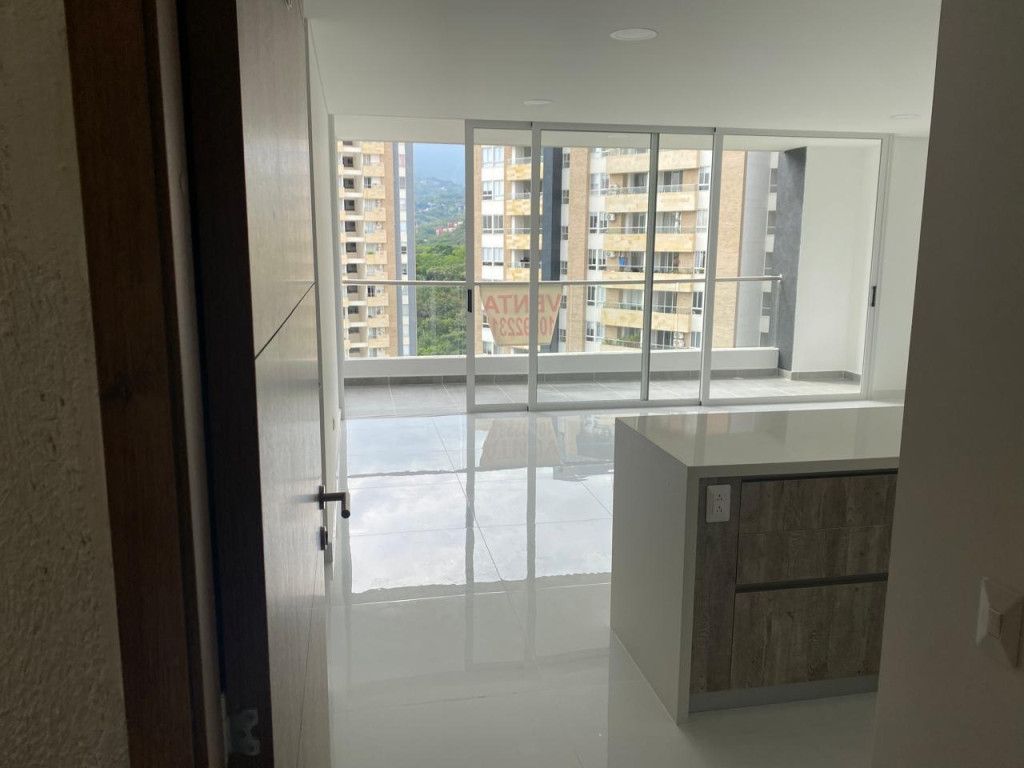 Apartamento en venta Valle Del Cauca Cali Urbanización Ciudad Jardín 126 m2 Habitaciones 3 Baños 2 Garajes 2 Precio $980000000