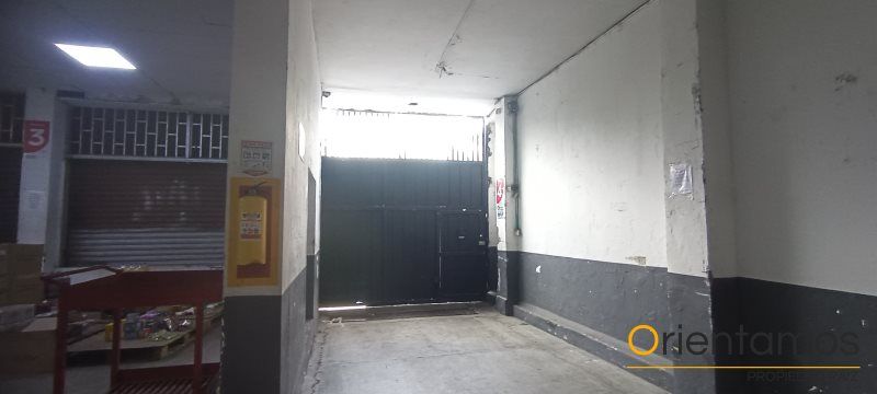 Bodega en arriendo Antioquia Itagüí La Esmeralda 1500 m2 Habitaciones 0 Baños 5 Garajes 0 Precio $48000000