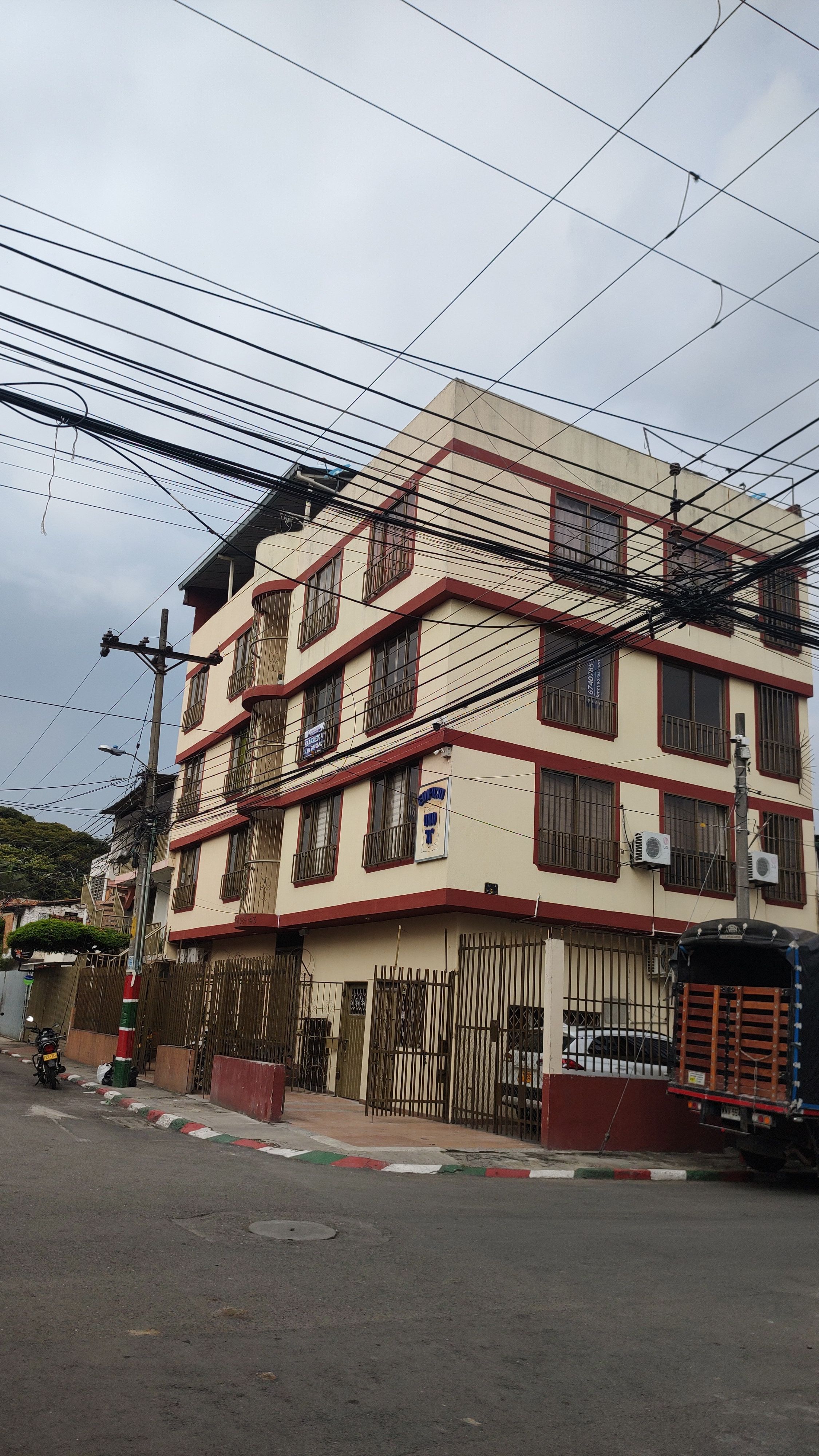 Apartamento en arriendo Valle Del Cauca Cali Popular 64 m2 Habitaciones 2 Baños 1 Garajes 1 Precio $810000