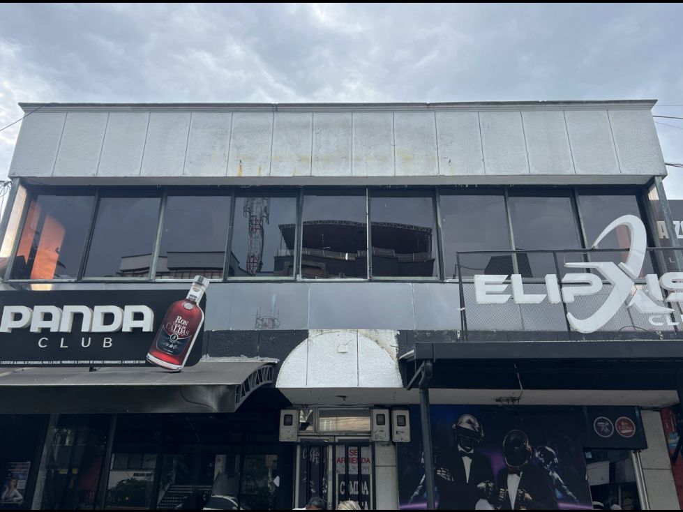 Local en arriendo Quindío Armenia Los Laureles 210 m2 Habitaciones 0 Baños 2 Garajes 0 Precio $3570000