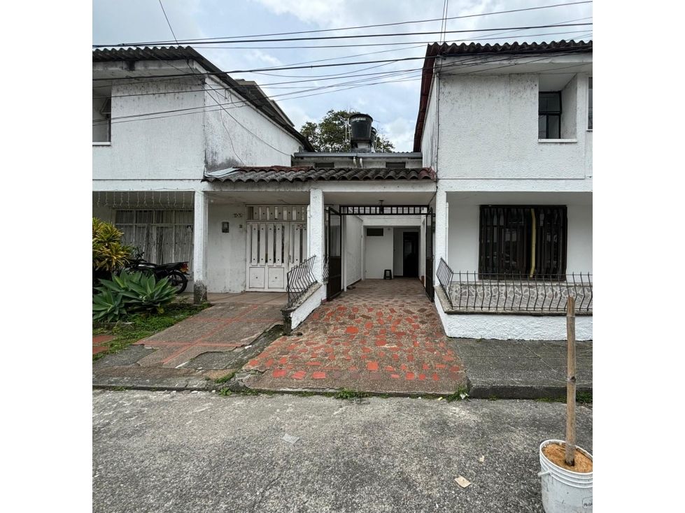 Casa en arriendo Quindío Armenia El Nogal 208 m2 Habitaciones 4 Baños 3 Garajes 2 Precio $4200000