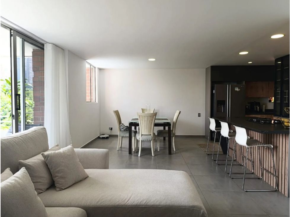 Apartamento en arriendo Antioquia Medellín Los Naranjos 153 m2 Habitaciones 2 Baños 2 Garajes 2 Precio $7700000