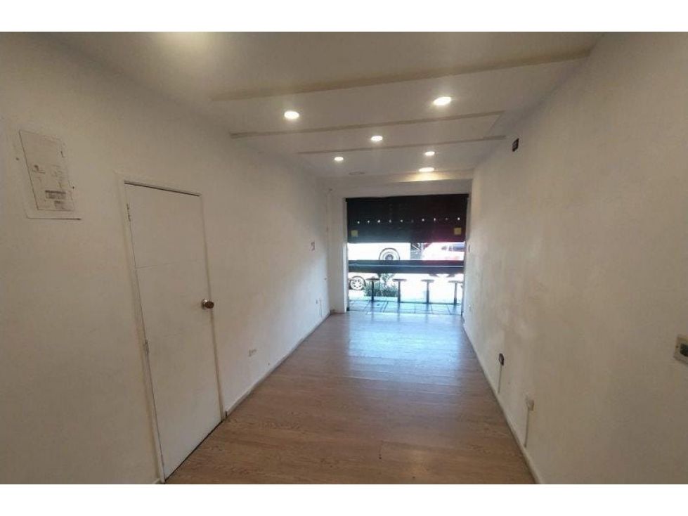 Local en arriendo Antioquia Medellín Granada 35 m2 Habitaciones 0 Baños 1 Garajes 0 Precio $2100000