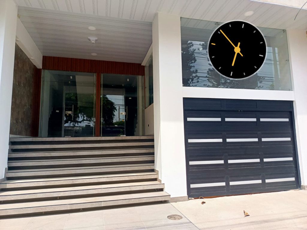 Local en arriendo Valle Del Cauca Cali Villa Colombia 200 m2 Habitaciones 0 Baños 2 Garajes 2 Precio $4300000