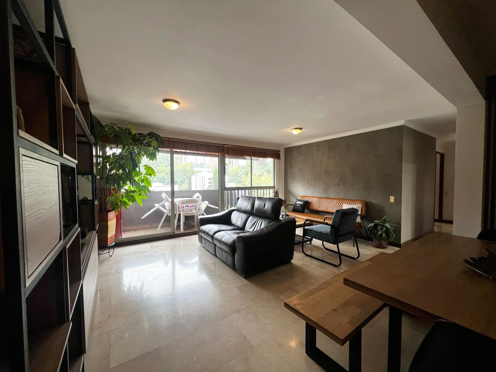 Apartamento en arriendo Antioquia Envigado Zúñiga 86 m2 Habitaciones 3 Baños 3 Garajes 1 Precio $4650000