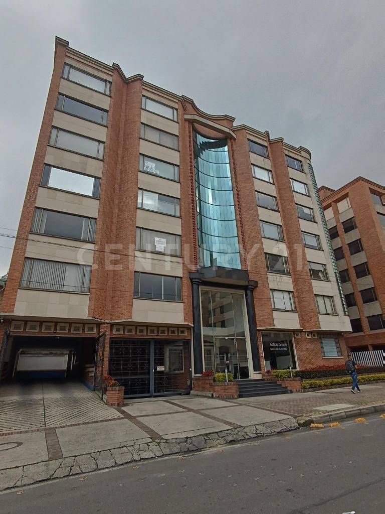 Oficina en venta Cundinamarca Bogotá Lago Gaitan 81 m2 Habitaciones 0 Baños 1 Garajes 2 Precio $508000000