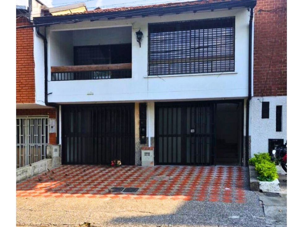 Casa en venta Antioquia Medellín Fatima 150 m2 Habitaciones 4 Baños 3 Garajes 1 Precio $650000000