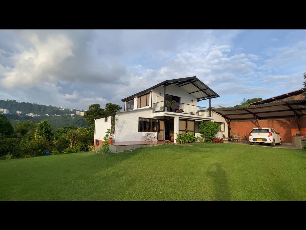 Casa Campestre en venta Caldas Manizales Manizales 226 m2 Habitaciones 4 Baños 4 Garajes 2 Precio $1250000000