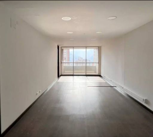 Oficina en venta Antioquia Medellín Castropol 45 m2 Habitaciones 0 Baños 0 Garajes 1 Precio $400000000