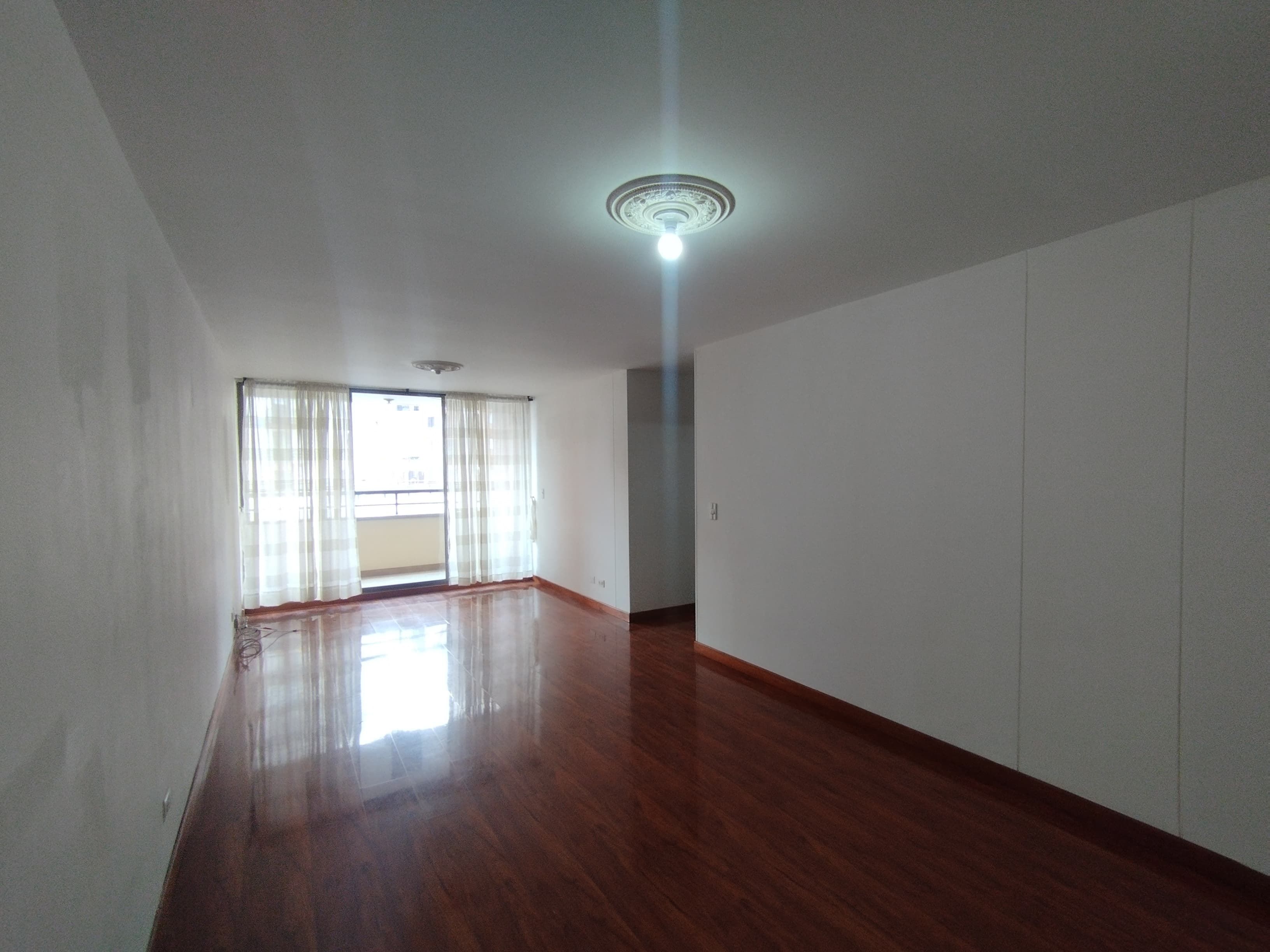 Apartamento en arriendo Risaralda Pereira Pinares De San Martin 100 m2 Habitaciones 3 Baños 2 Garajes 1 Precio $2800000