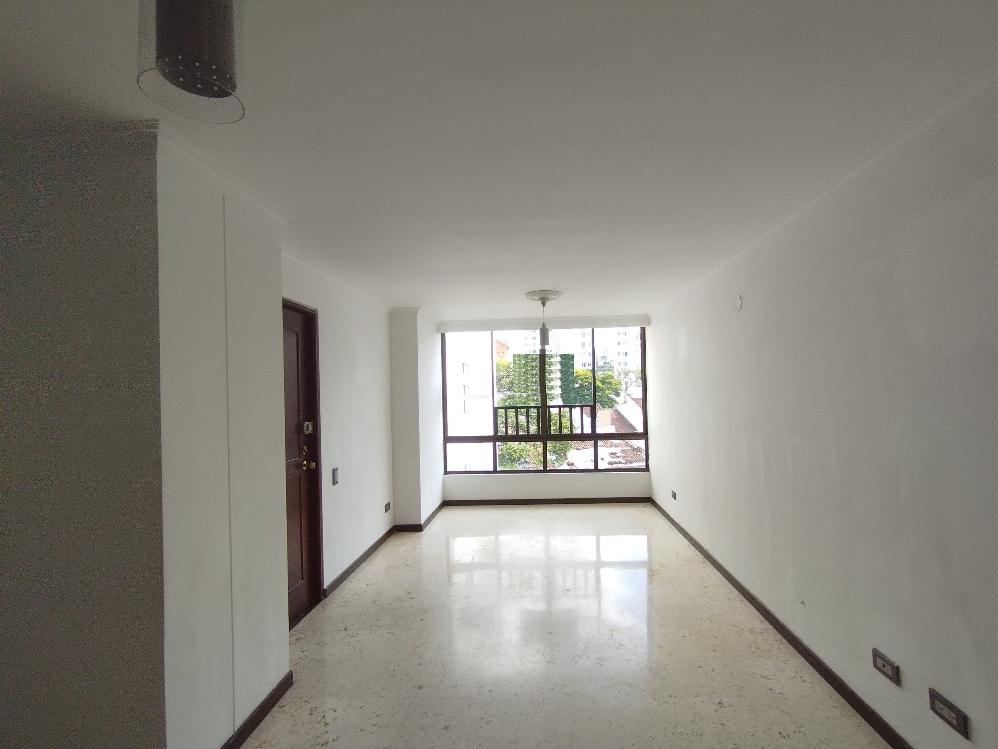 Apartamento en arriendo Risaralda Pereira Pinares De San Martin 103 m2 Habitaciones 3 Baños 2 Garajes 1 Precio $3150000