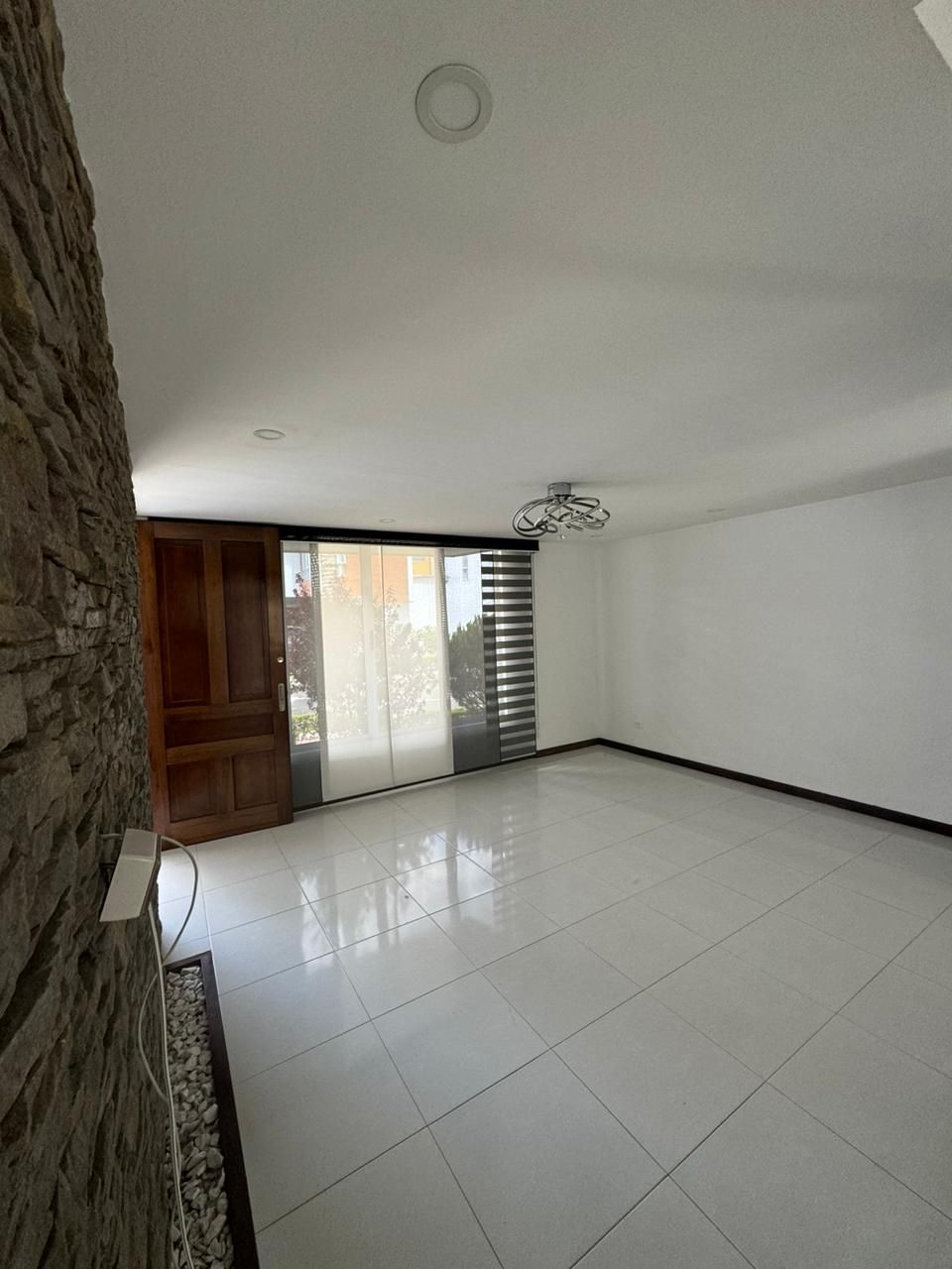 Casa en venta Risaralda Pereira La Villa 172 m2 Habitaciones 3 Baños 4 Garajes 2 Precio $685000000